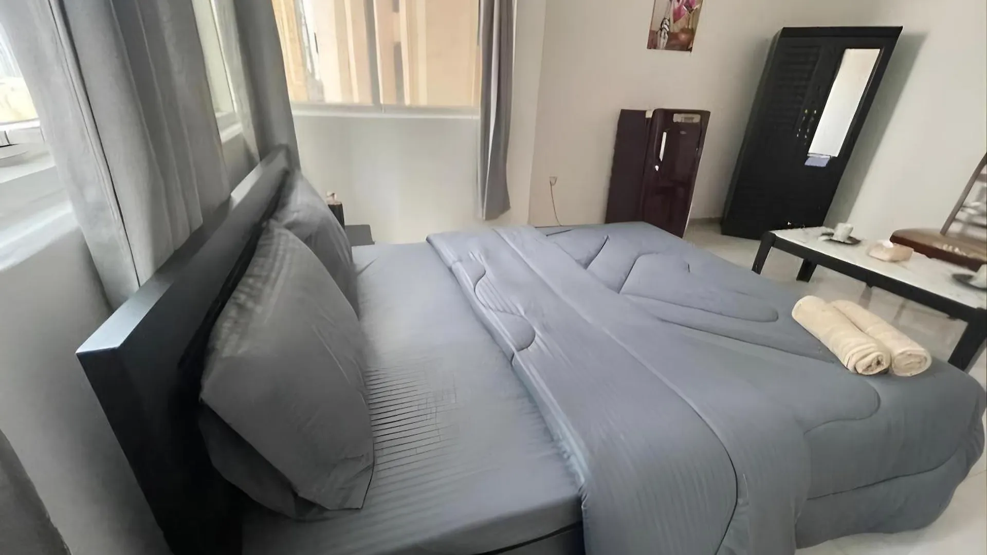 Abu Dhabi Suave Hostel