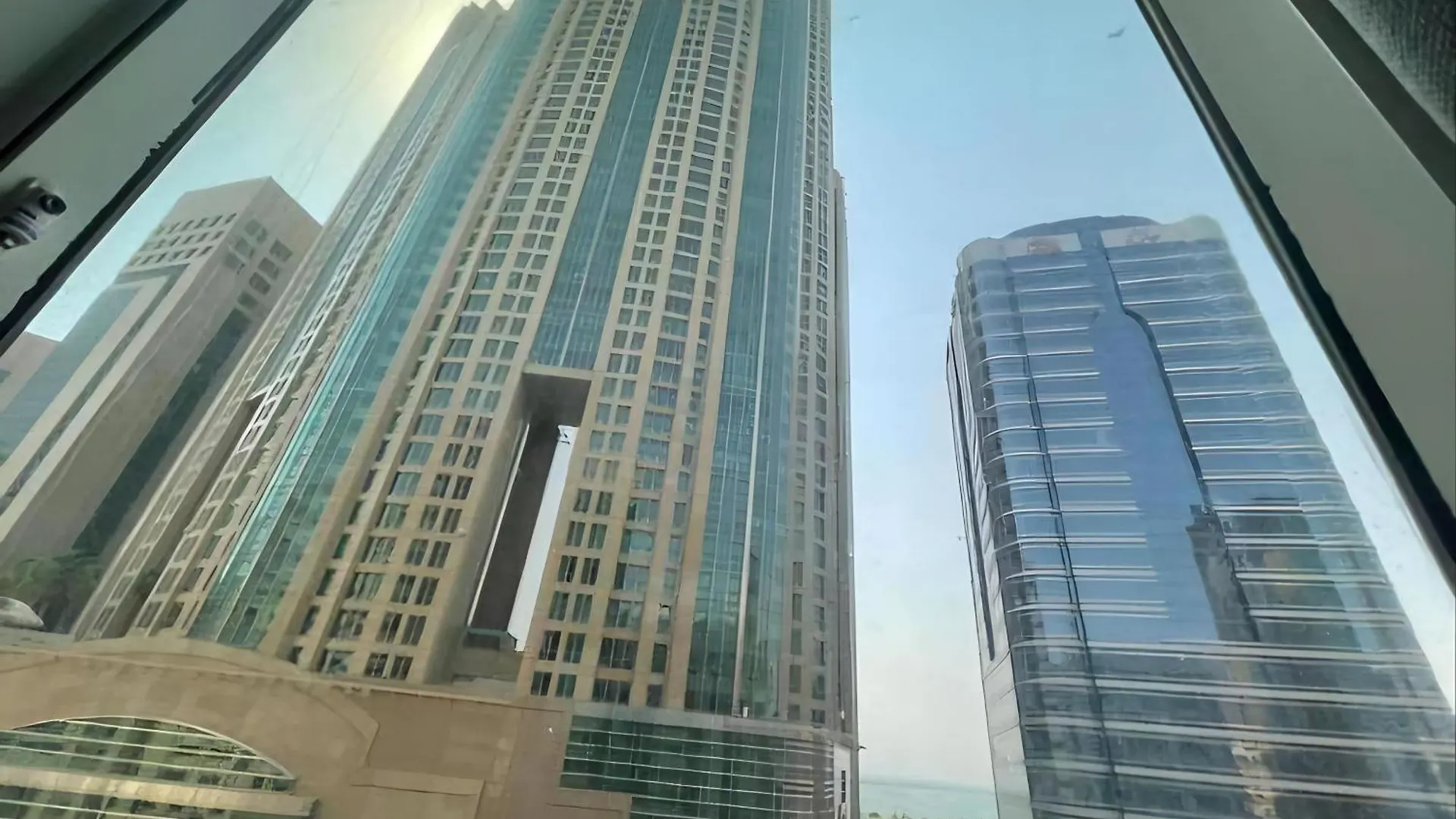 Abu Dhabi Suave Hostel Ηνωμένα Αραβικά Εμιράτα